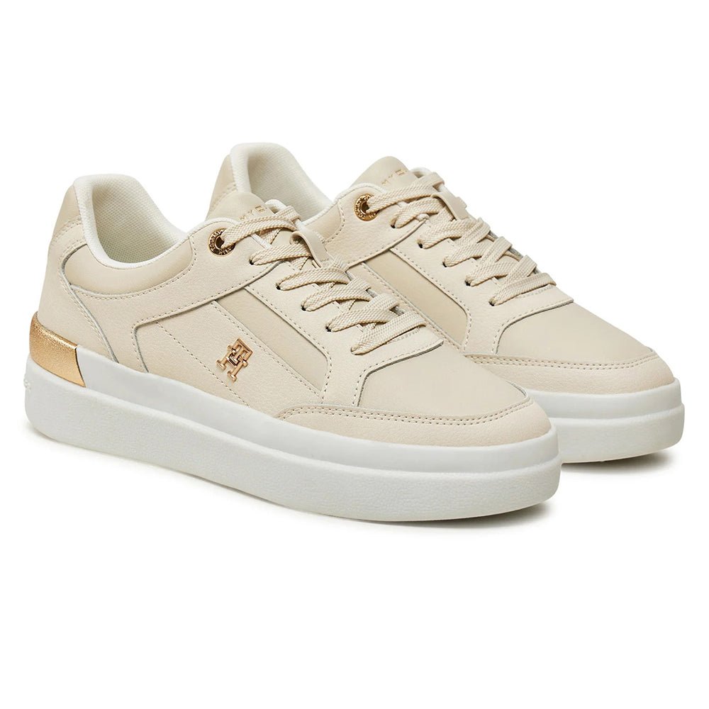 נעלי טומי הילפיגר Feminine Court נשים