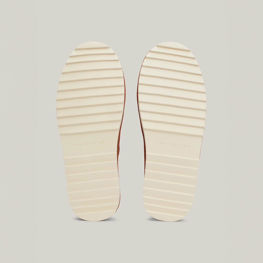כפכפי טומי הילפיגר Suede Serrated Sole Slippers נשים
