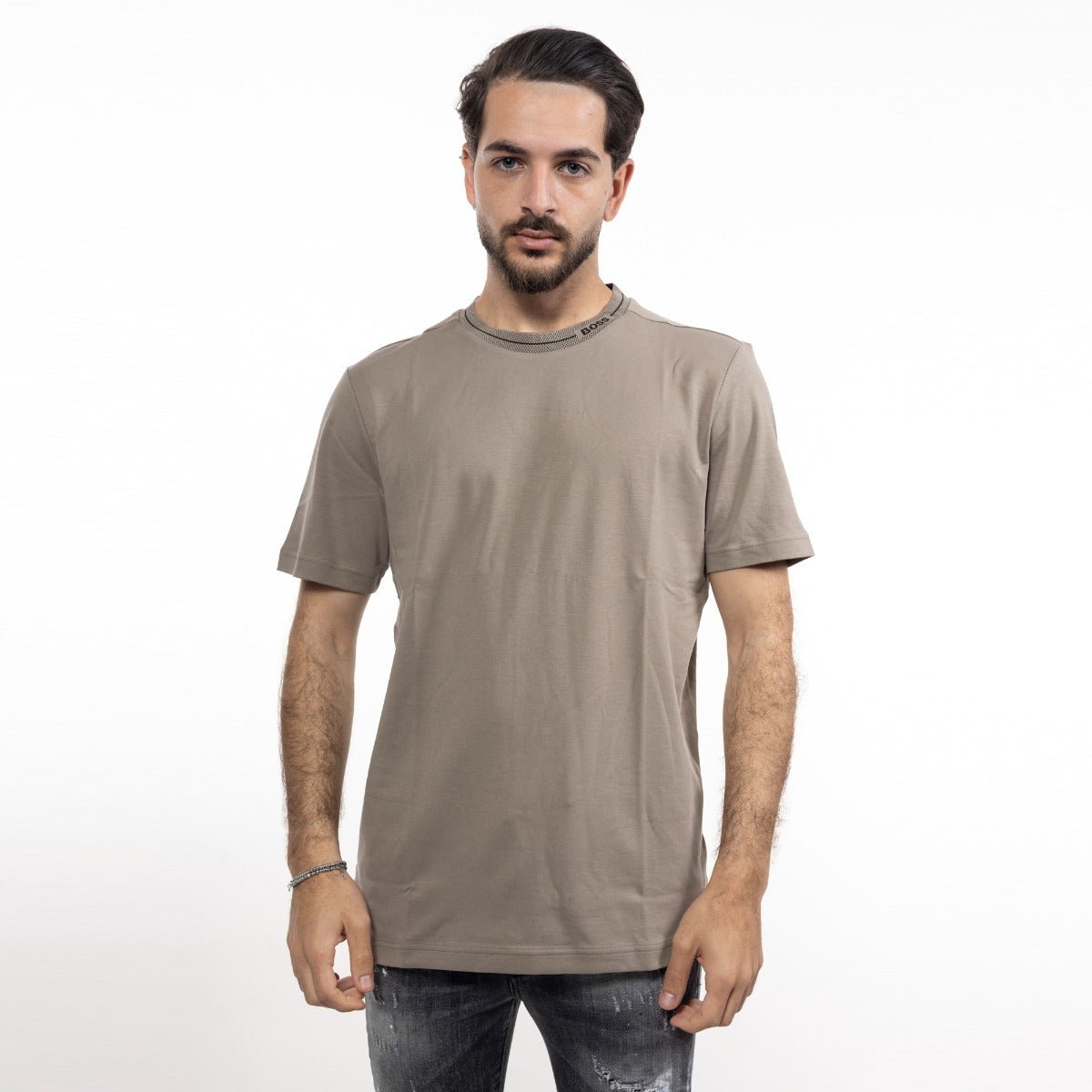 חולצת טישרט קצרה הוגו בוס Chain-Print Logo גברים