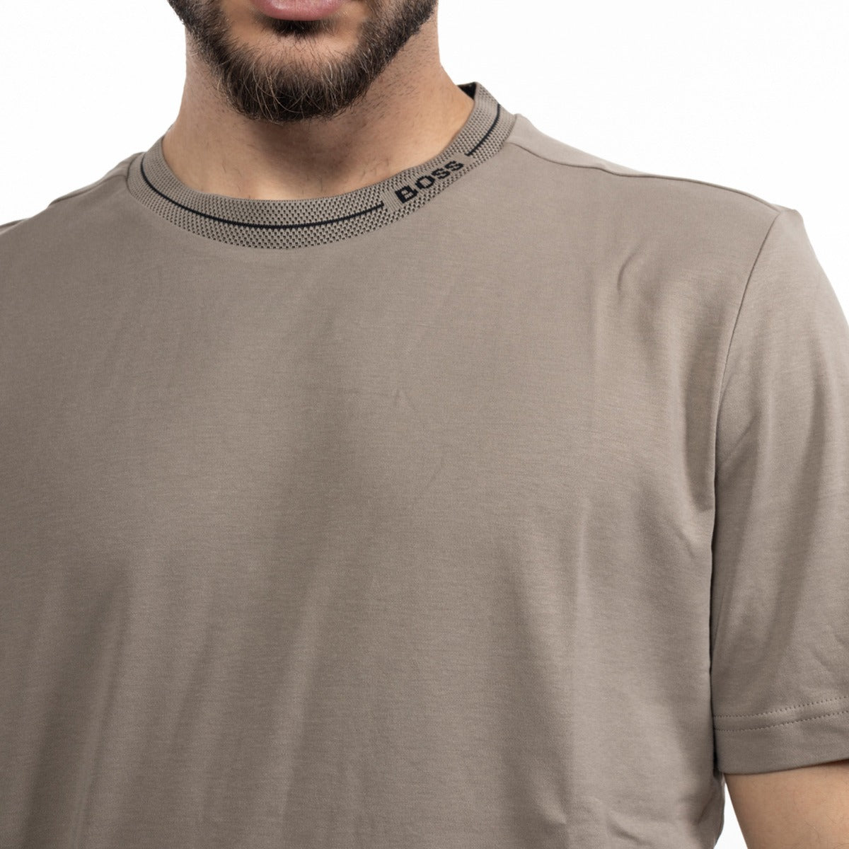 חולצת טישרט קצרה הוגו בוס Chain-Print Logo גברים