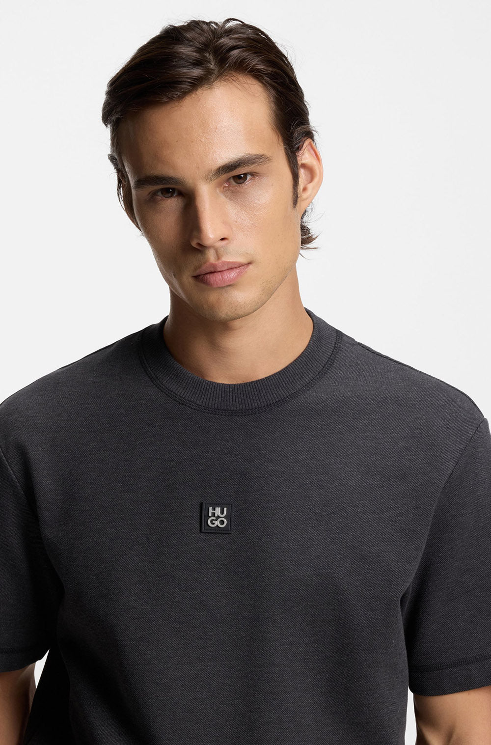 חולצת טישירט קצרה הוגו Stacked Logo גברים