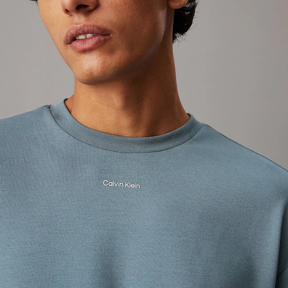 חולצת טישירט קצרה קלווין קליין Nano Logo Interlock גברים