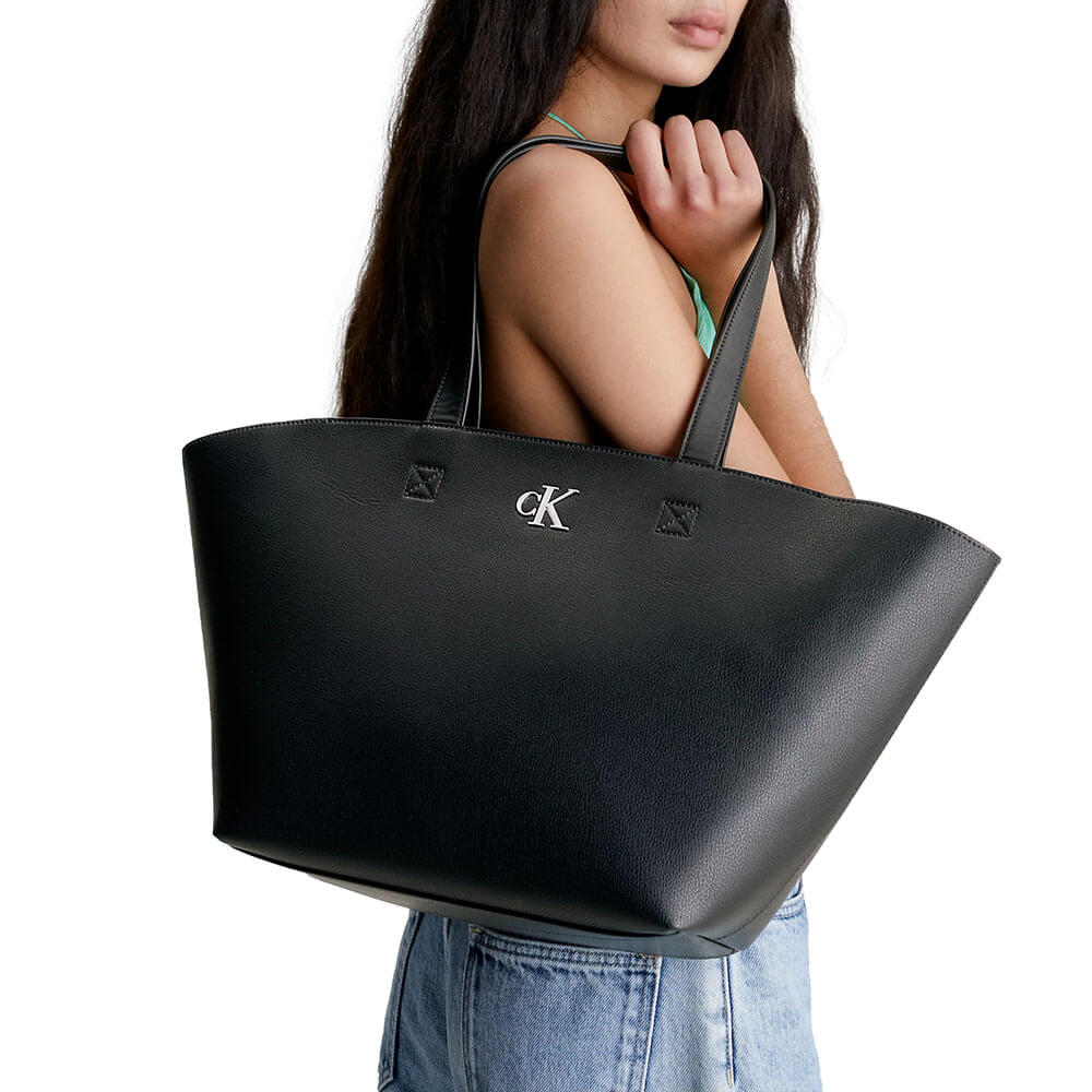 תיק צד Tote מונוגרם קלווין קליין נשים