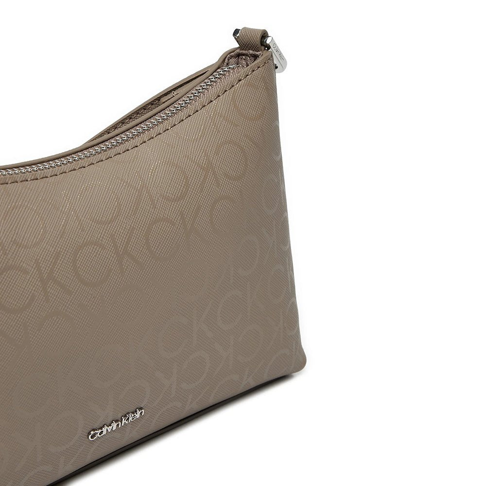 תיק קלווין קליין Must Crossbody Mono נשים