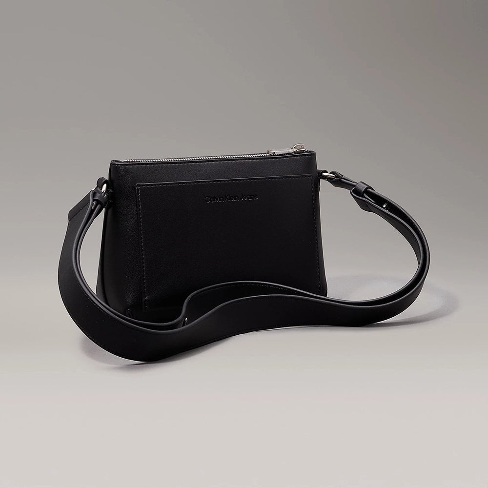 תיק קלווין קליין Sculpted Camera Pouch21 Mono נשים