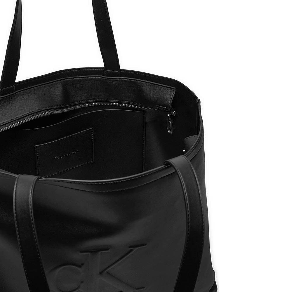תיק קלווין קליין Sculpted Slim Tote34 Deboss נשים