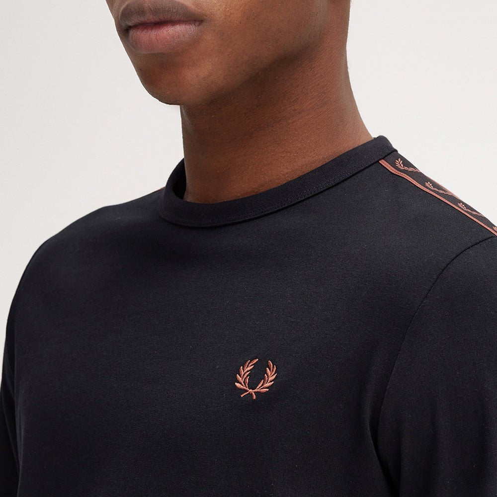 חולצת טישרט ארוכה פרד פרי Stip Sleeve גברים