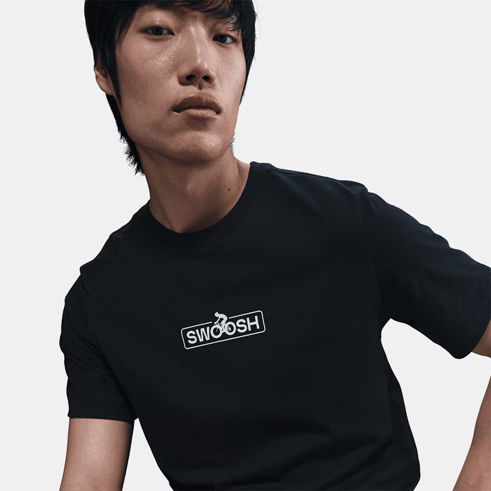 חולצת טישירט קצרה נייק Sportswear Club גברים