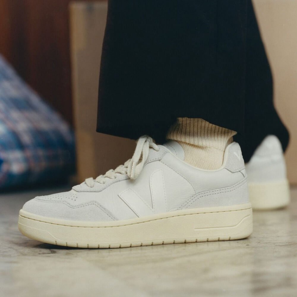 נעלי ווג'ה V-90 Leather נשים