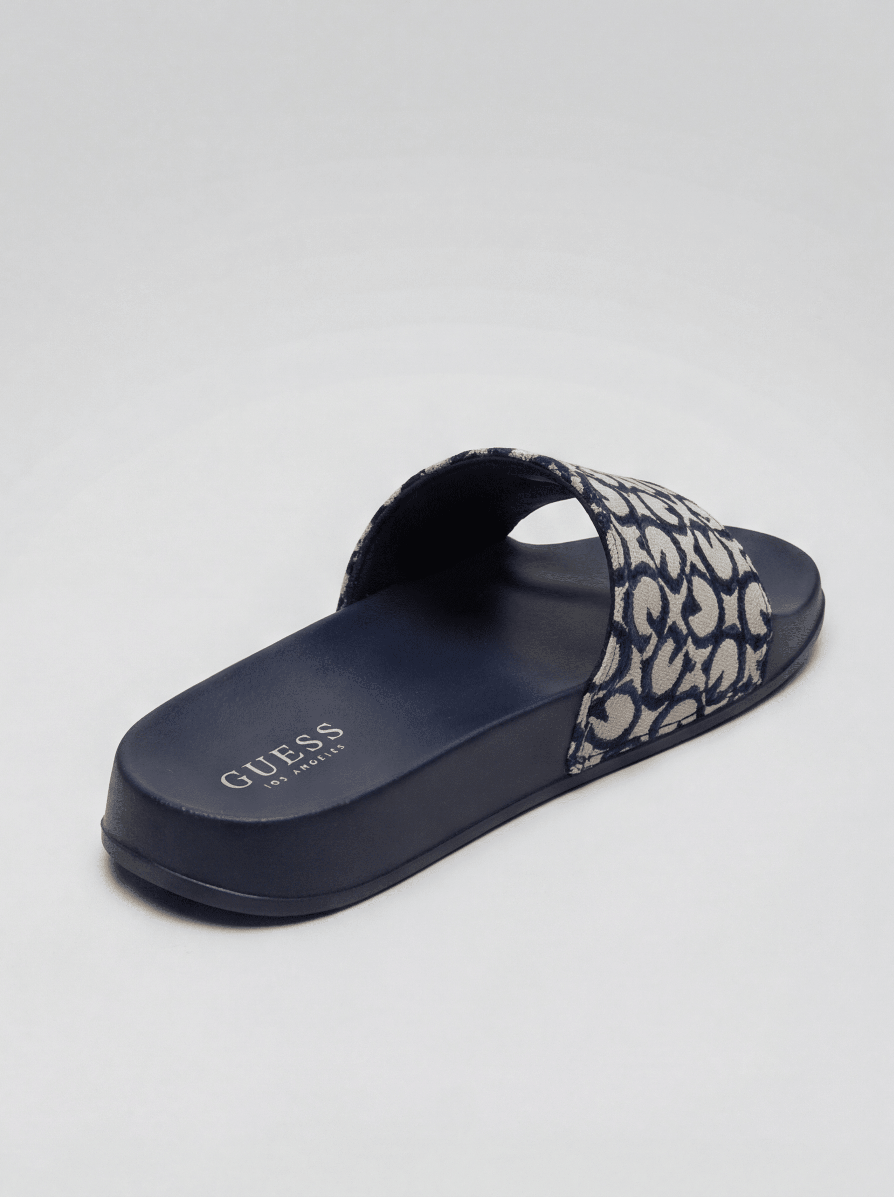 כפכפי Guess Allow נשים