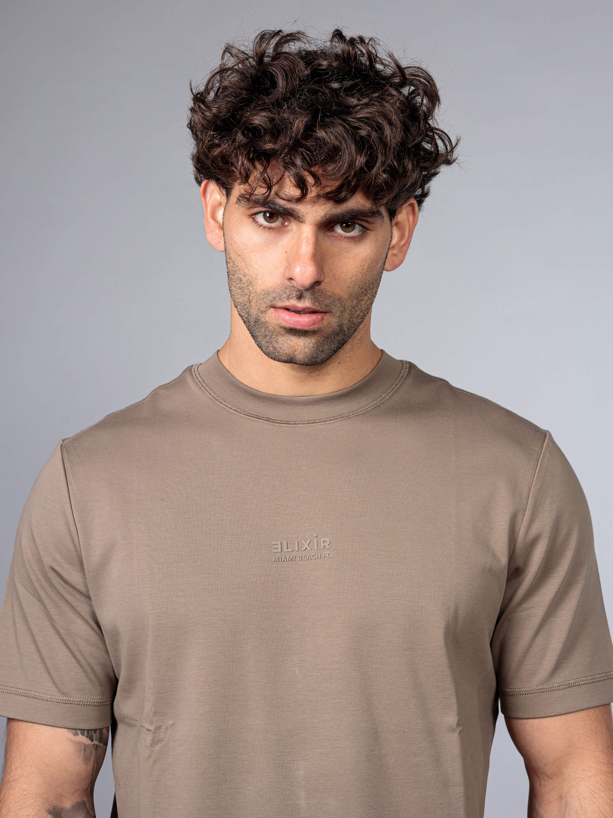 חולצת טישירט קצרה אליקסיר Center Classic Logo גברים