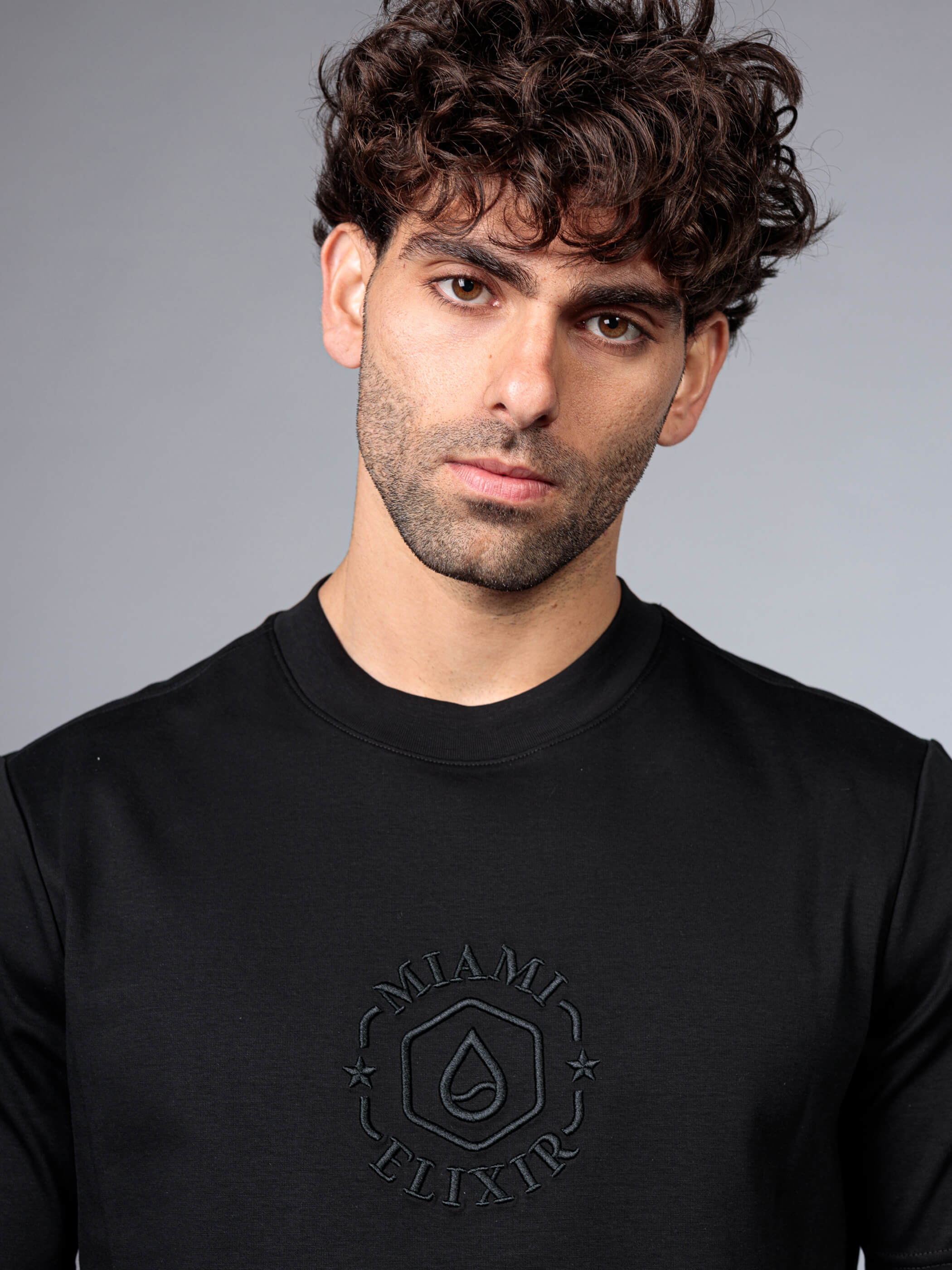 חולצת טישירט קצרה אליקסיר Logo Embroidery גברים