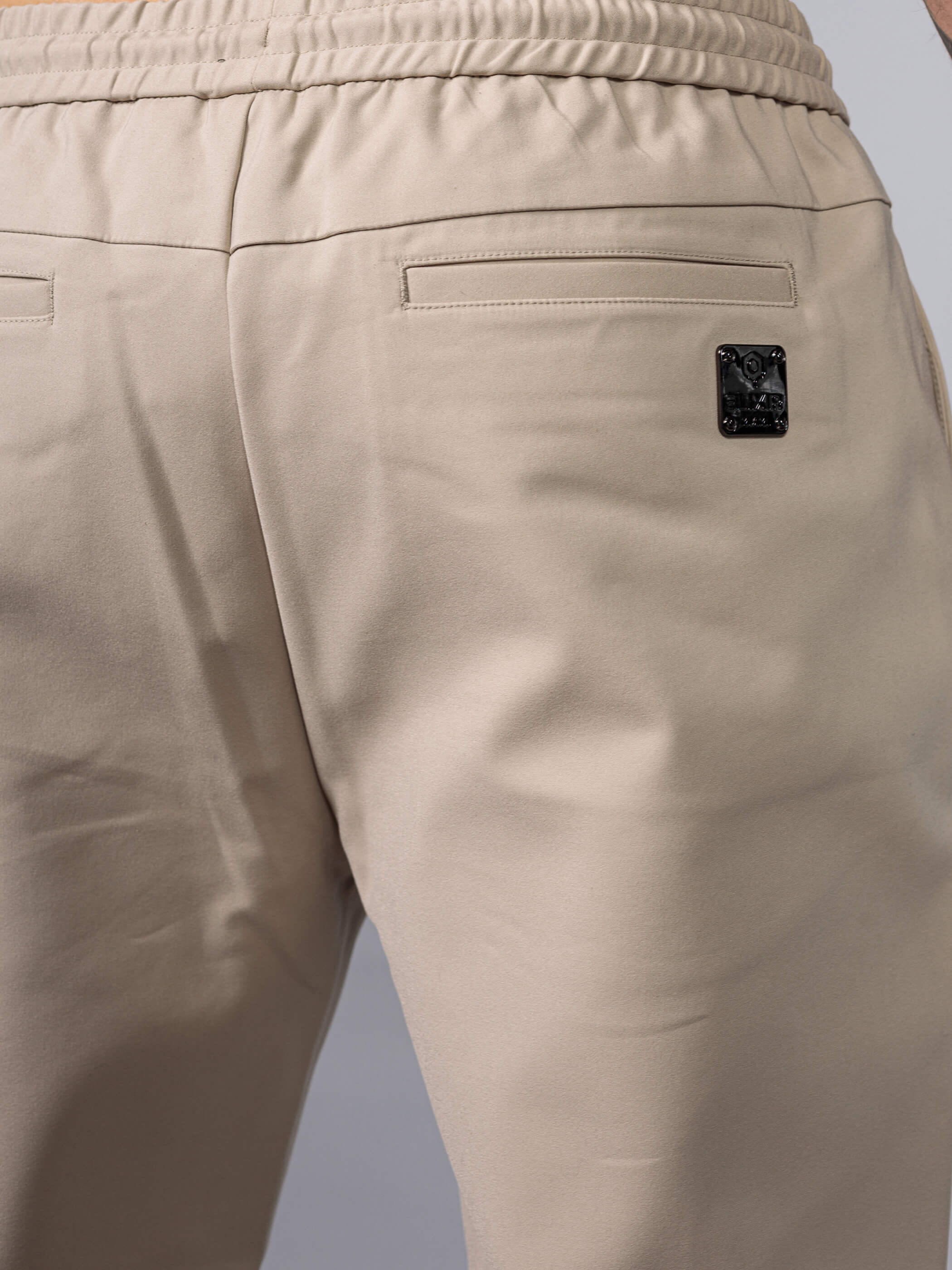 דגמ"ח אליקסיר Back Plate גברים