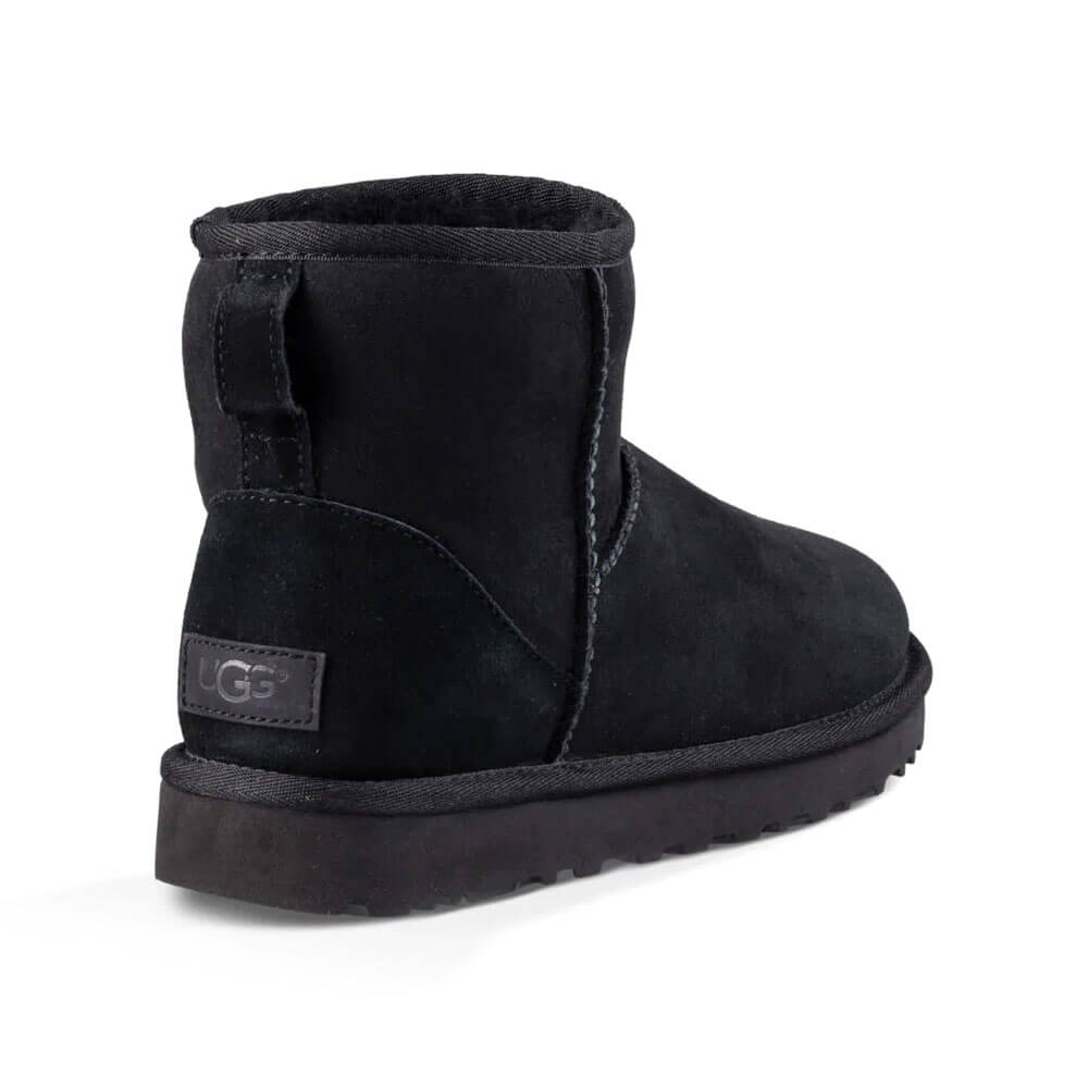 נעלי UGG נשים Classic Mini II