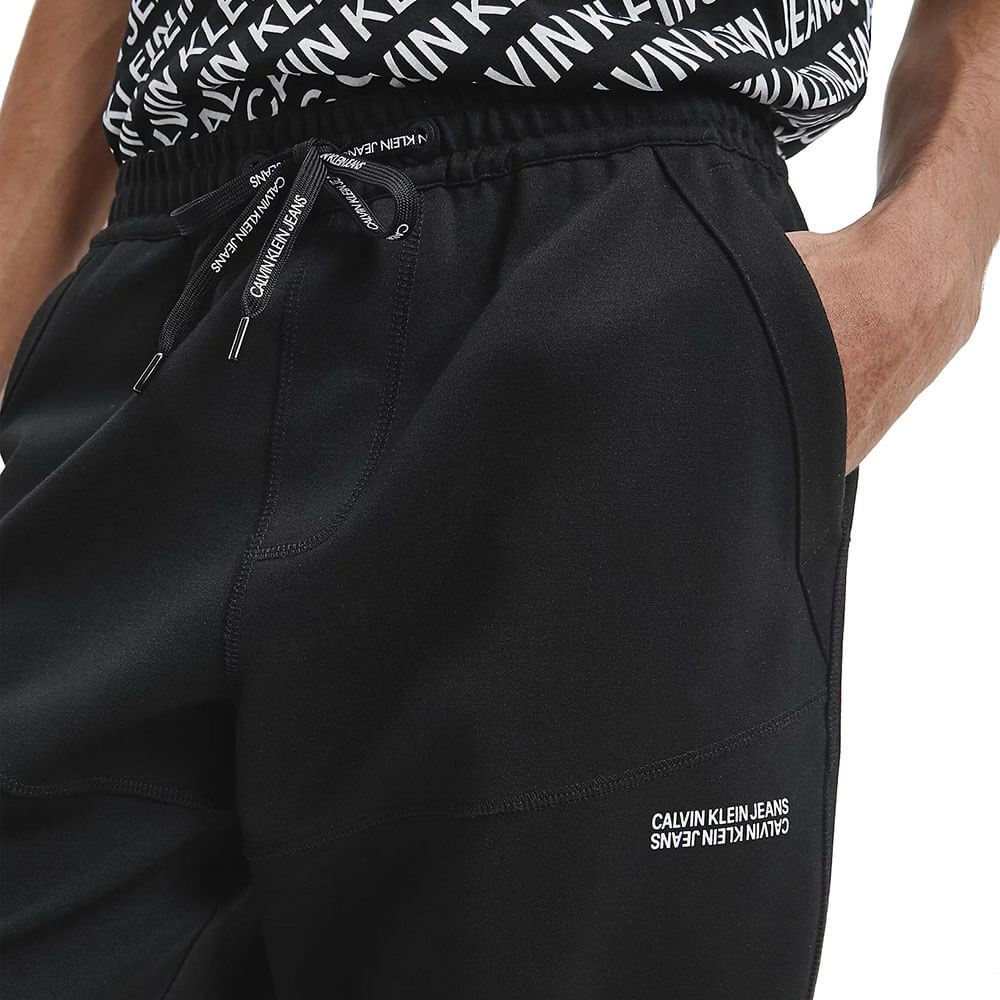 מכנס קצר קלווין קליין Sustainable Milano גברים