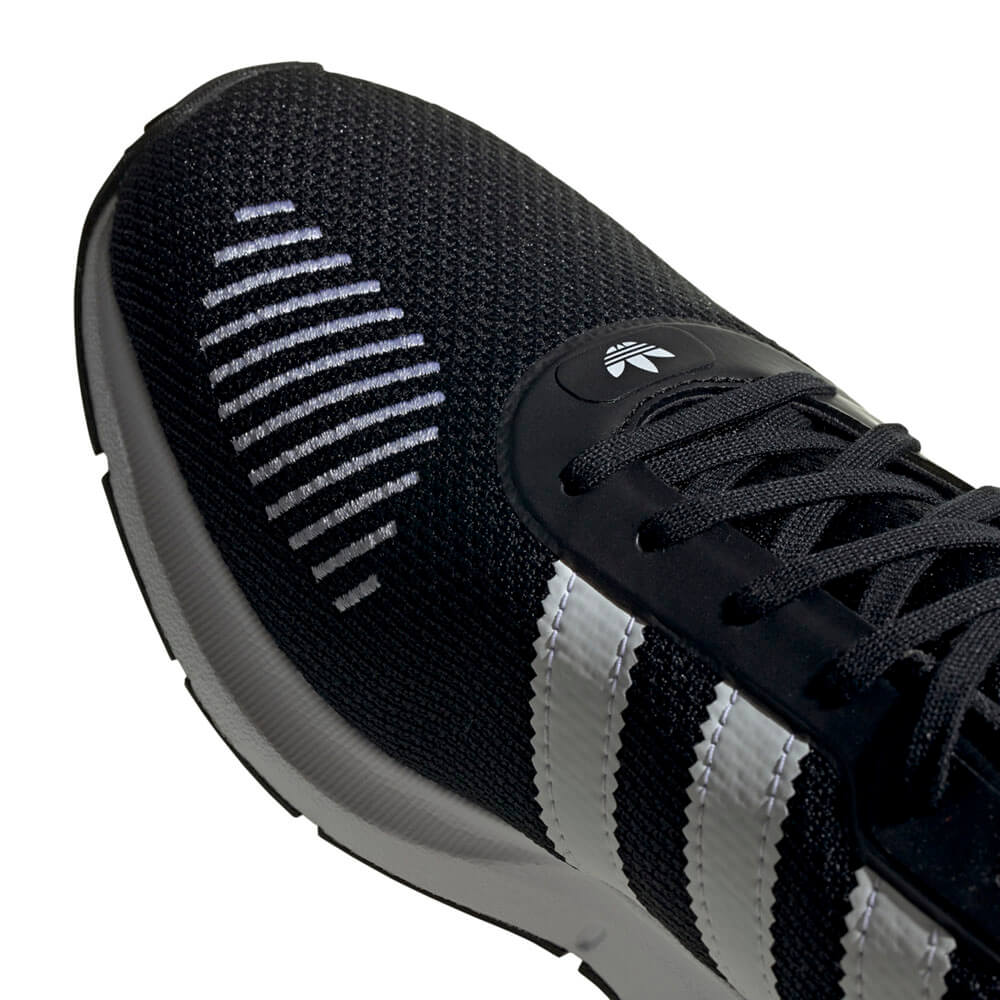 נעלי ספורט אדידס Swift Run Rf גברים