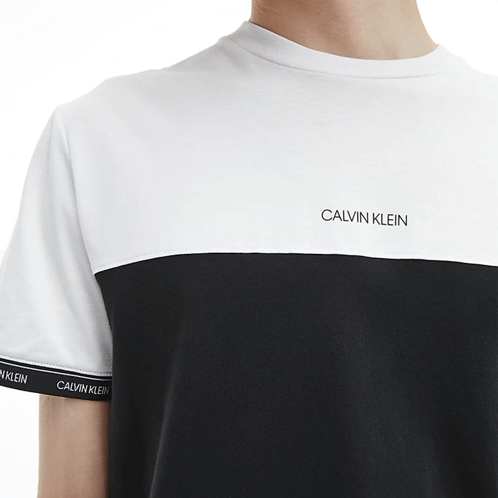 חולצת טישרט קלווין קליין קצרה Organic Cotton Logo Tape T-Shirt גברים