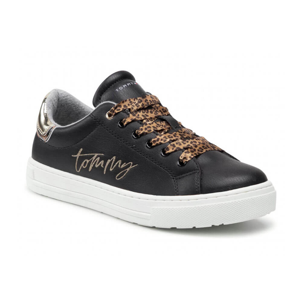 סניקרס טומי הילפיגר Low Cut Lace-Up Sneaker לילדים ונוער