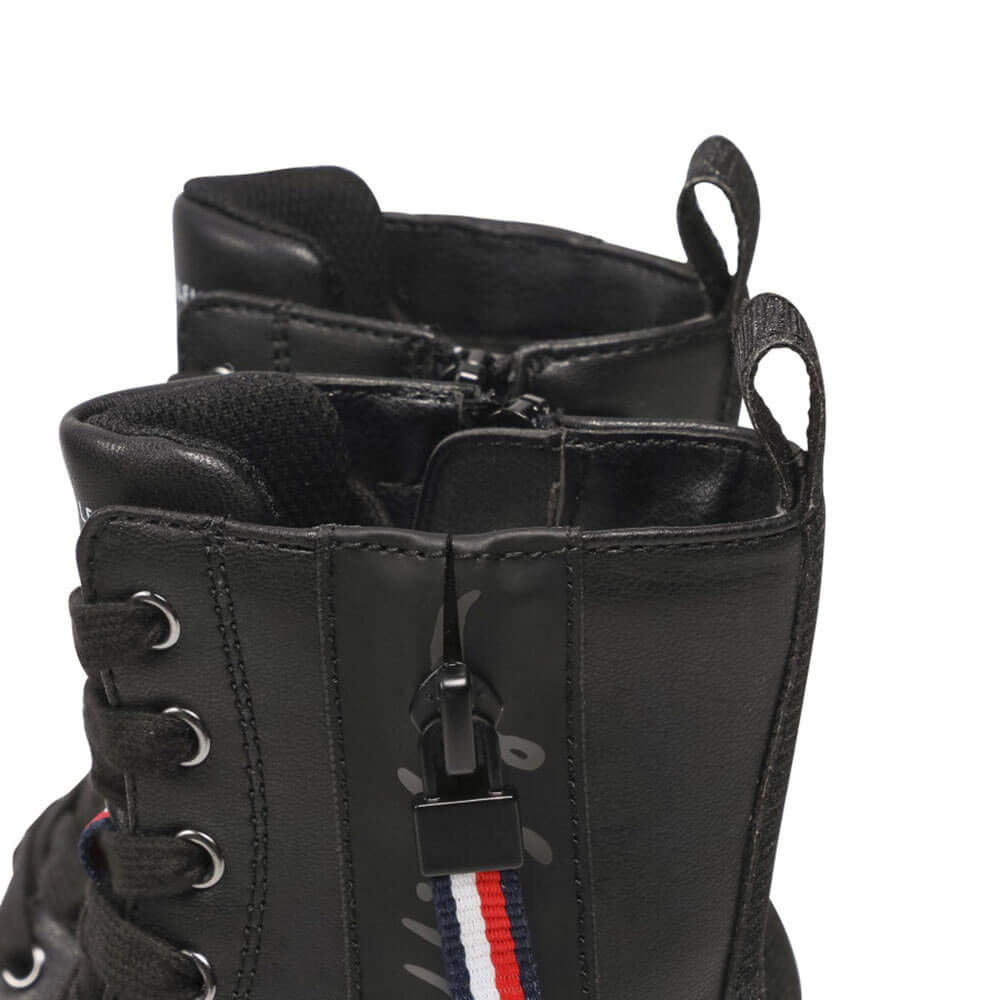 מגפי טומי הילפיגר Lace-Up Bootie ילדים ונוער
