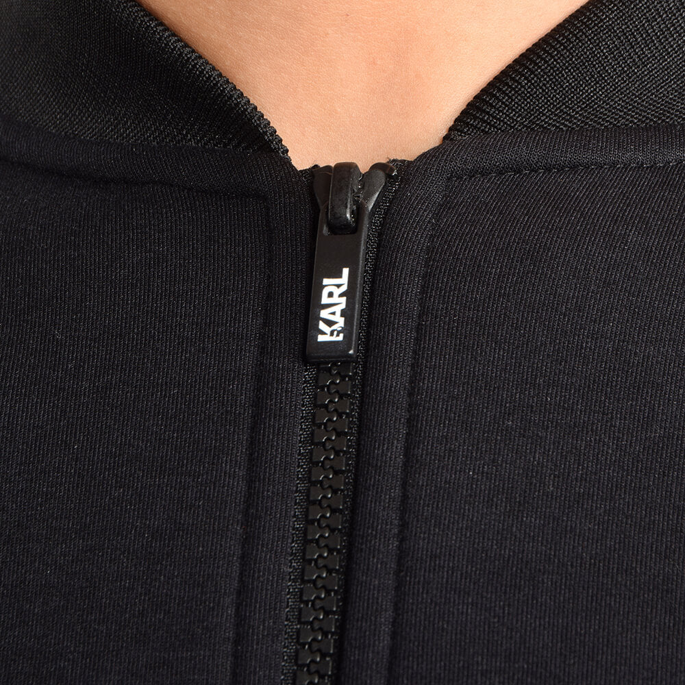 ג'קט קרל לגרפלד דמות לוגו גברים