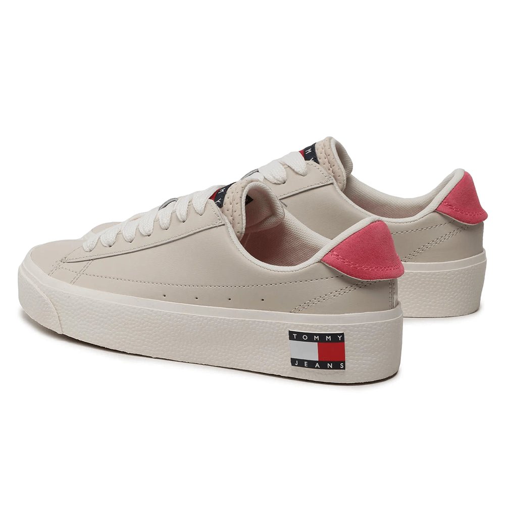 נעלי סניקרס טומי הילפיגר נשים