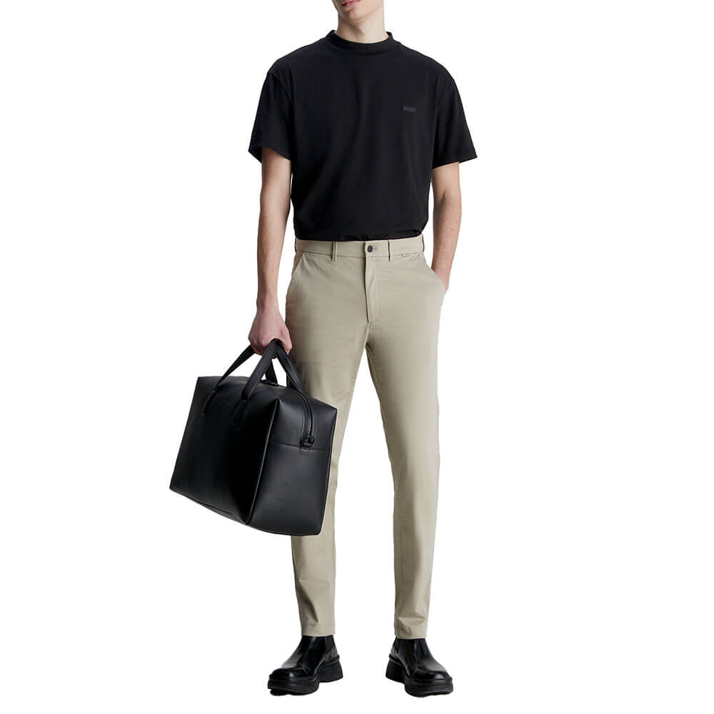 חולצת טישירט קצרה עם פאץ' לוגו קלווין קליין גברים