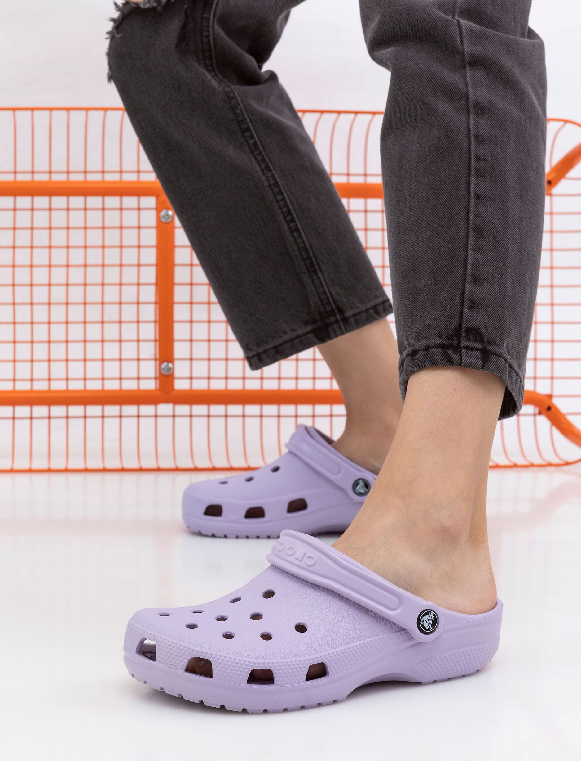 Crocs Classic - נעלי קרוקס קלאסיים בצבע לבנדר