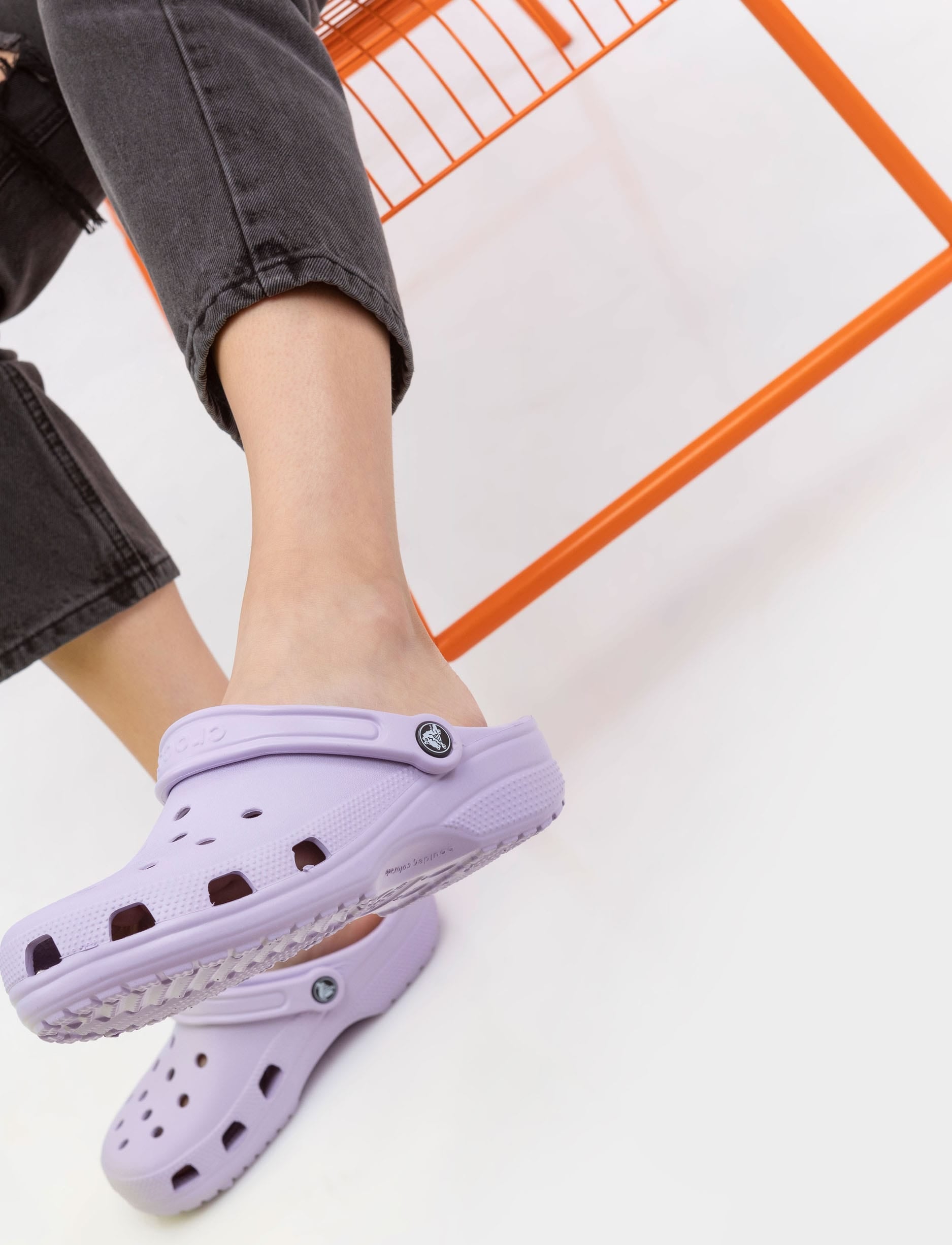 Crocs Classic - נעלי קרוקס קלאסיים בצבע לבנדר