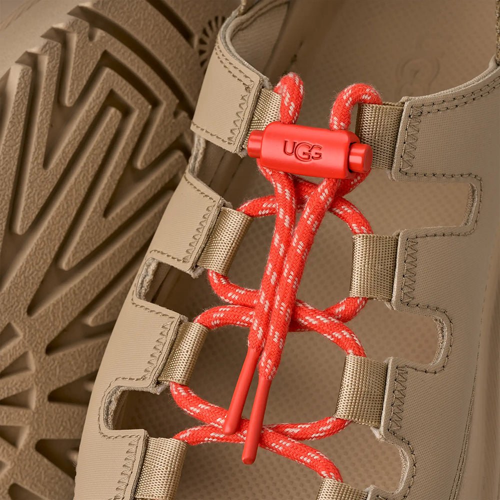סנדלי UGG GoldenGlow Toggle נשים