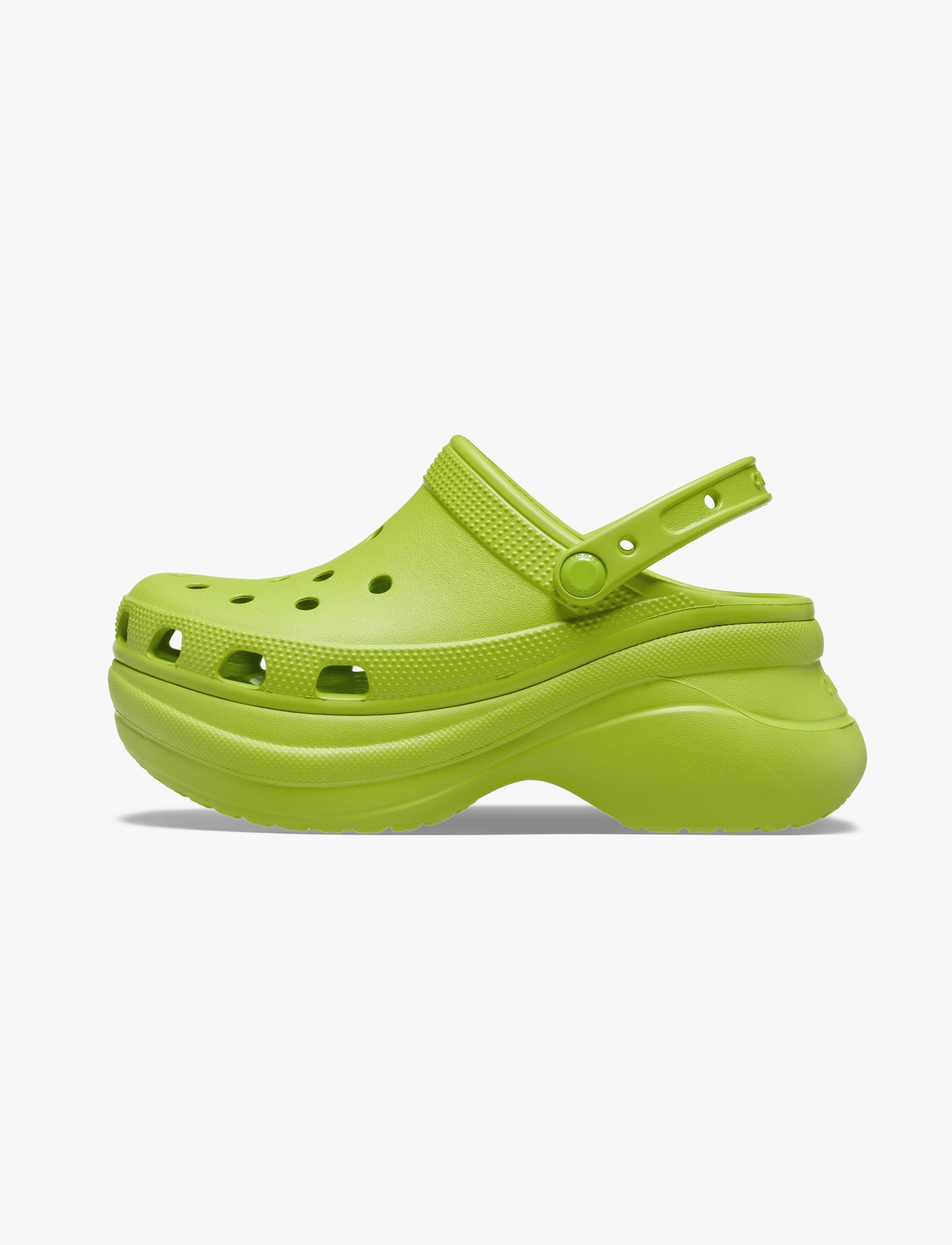 Crocs Classic Bae Clog - כפכפי פלטפורמה נשים קרוקס בצבע ירוק קיוי
