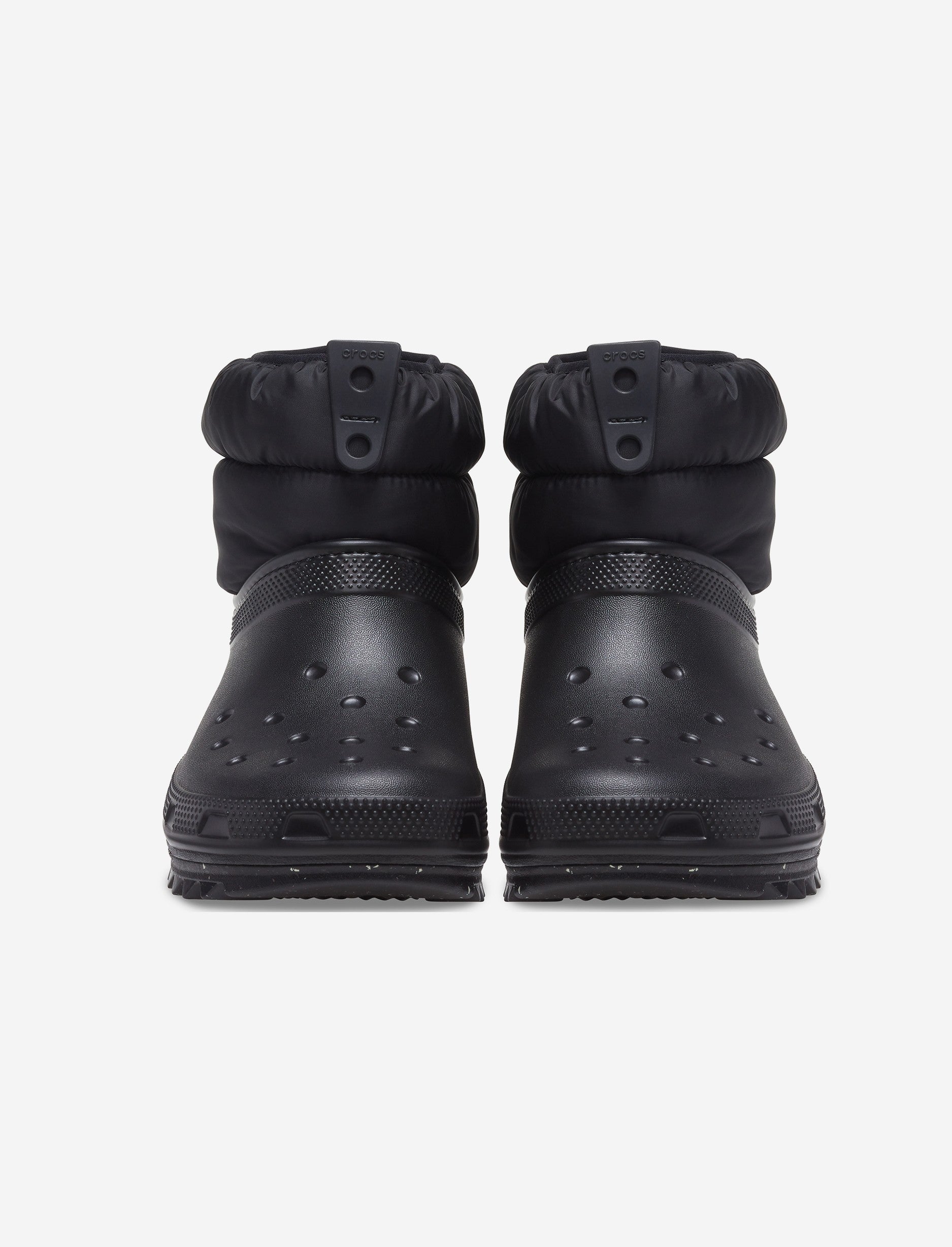 Crocs Women's Classic Neo Puff Shorty Boot - מגפיים לנשים קרוקס בצבע שחור