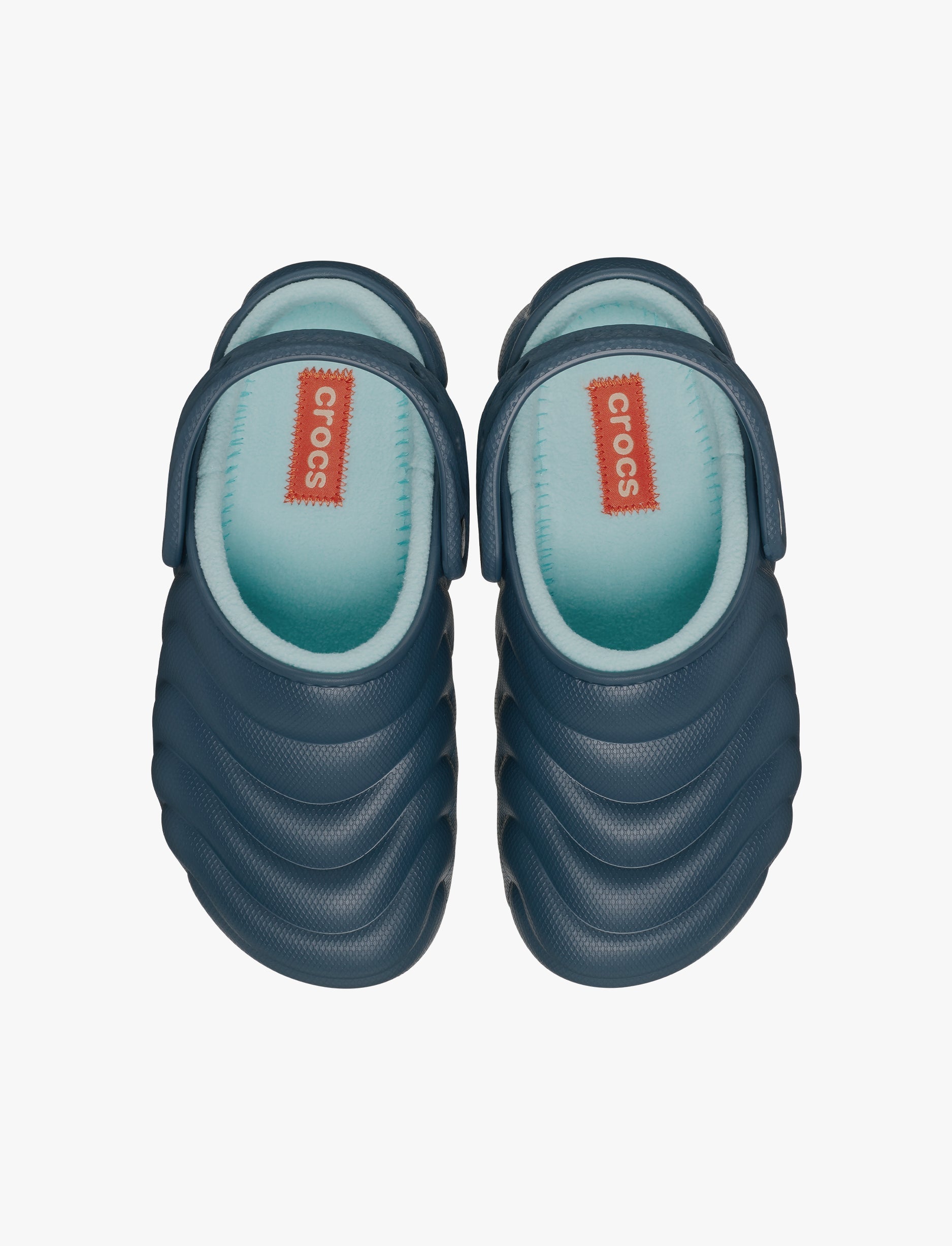 Crocs Classic Lined Overpuff Clog - כפכפים פרוותיים קרוקס בצבע כחול