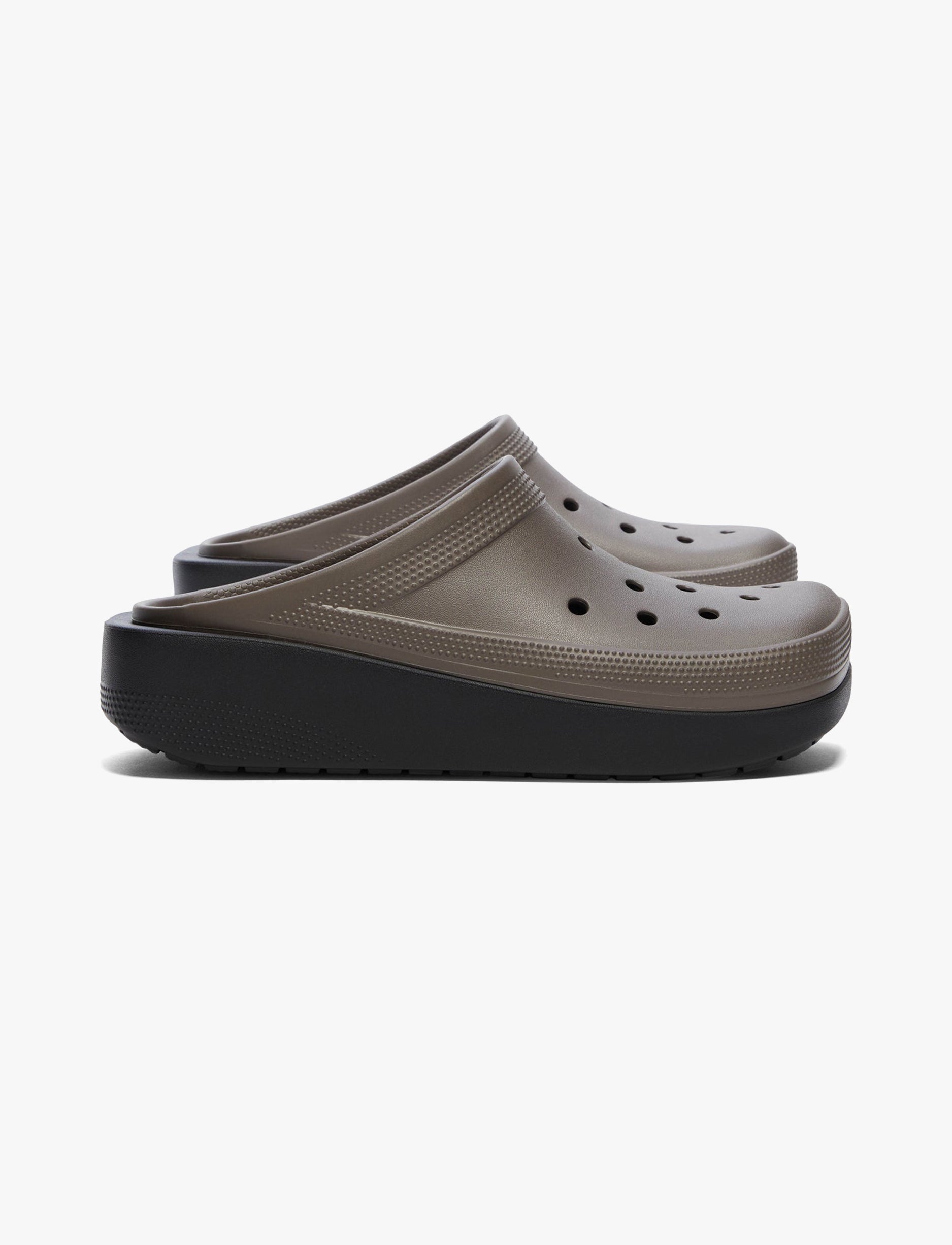 Crocs Blunt Toe Blocked - כפכפי קרוקס לנשים בצבע חום פיוטר