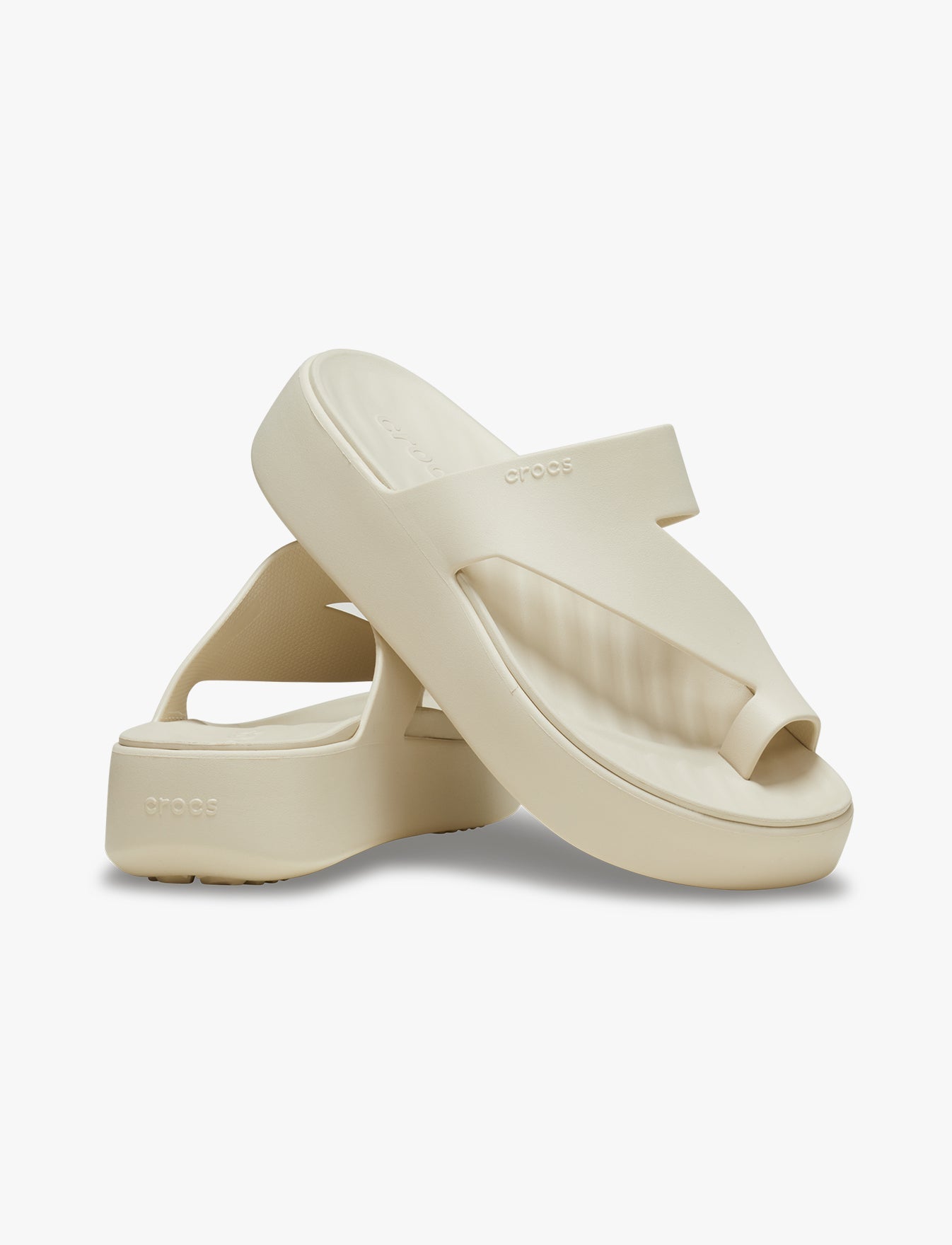 Crocs Getaway Platform Toe Loop - כפכפי אצבע פלטפורמה קרוקס לנשים בצבע אבן חול