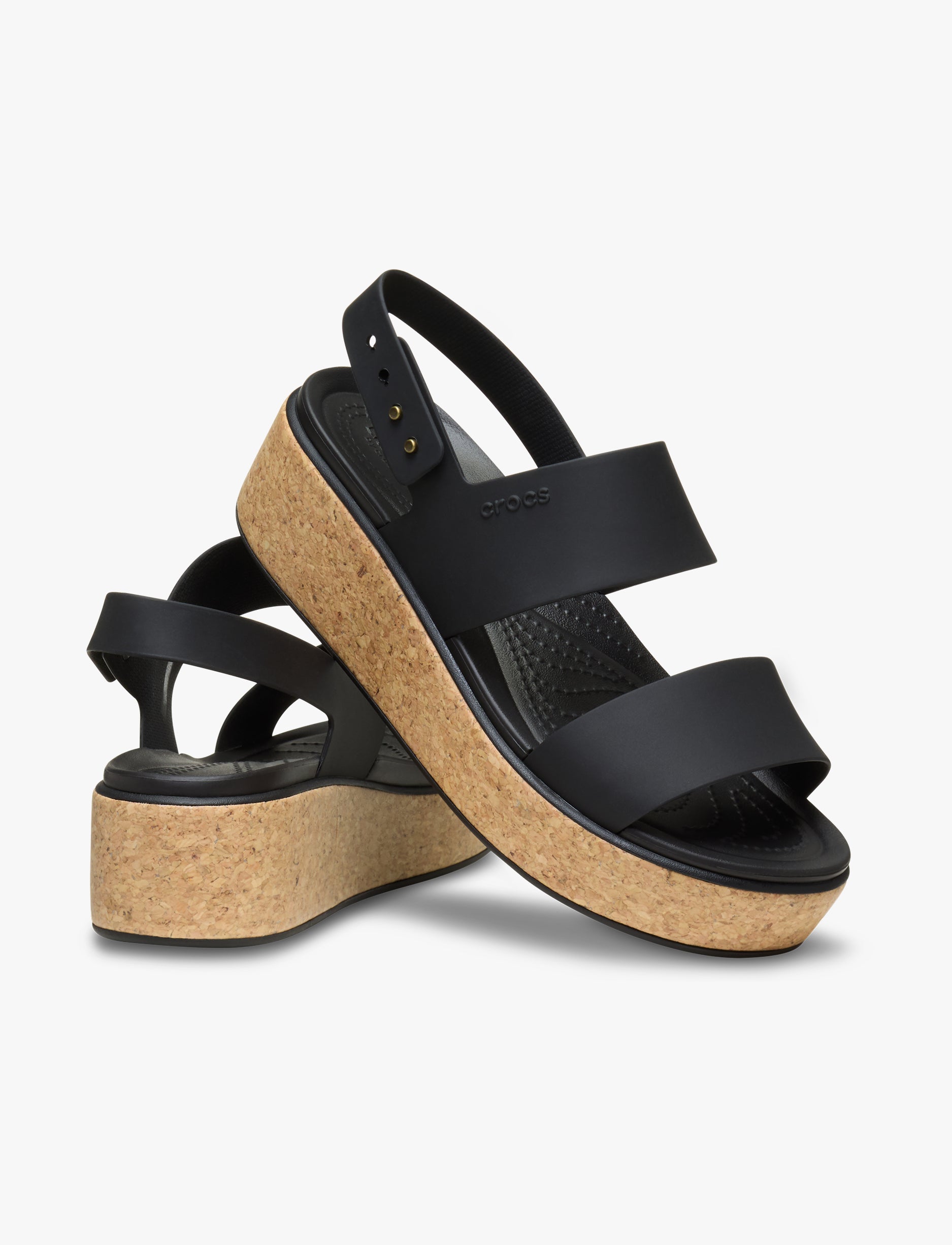 Crocs Brooklyn Cork Low Wedge - סנדלי פלטפורמה קרוקס ברוקלין קורק לנשים בצבע שחור