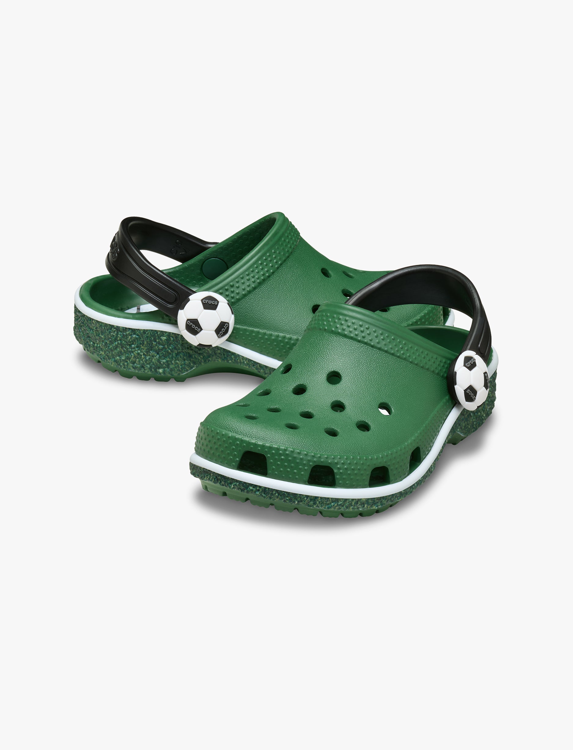 Crocs Classic Soccer Turf - כפכפי קרוקס כדורגל לילדים בצבע ירוק דשא