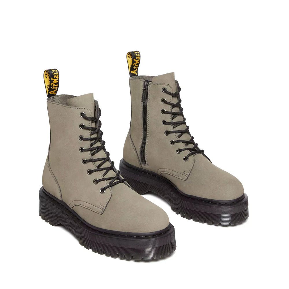 מגפי דר מרטינס Jadon Milled Nubuck Platform נשים