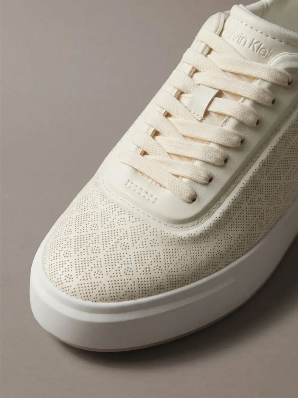 נעלי קלווין קליין Emblem Perforated Cupsole Trainers נשים