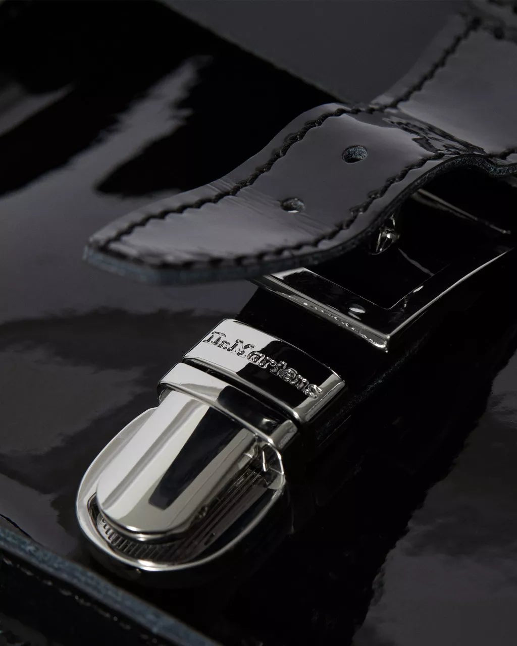 תיק גב ד"ר מרטינס Heart Shaped נשים