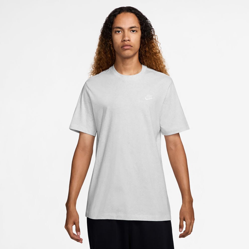 חולצת טישירט קצרה נייק Sportswear Club גברים