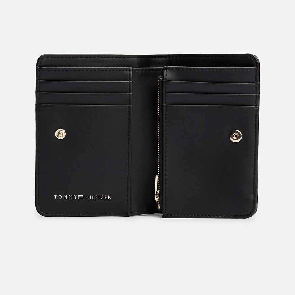 ארנק טומי הילפיגר Heritage Slim Bifold נשים