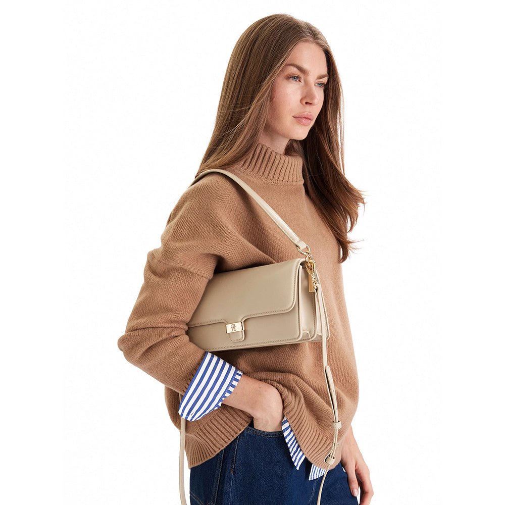 תיק טומי הילפיגר Heritage Convertible Crossbody נשים