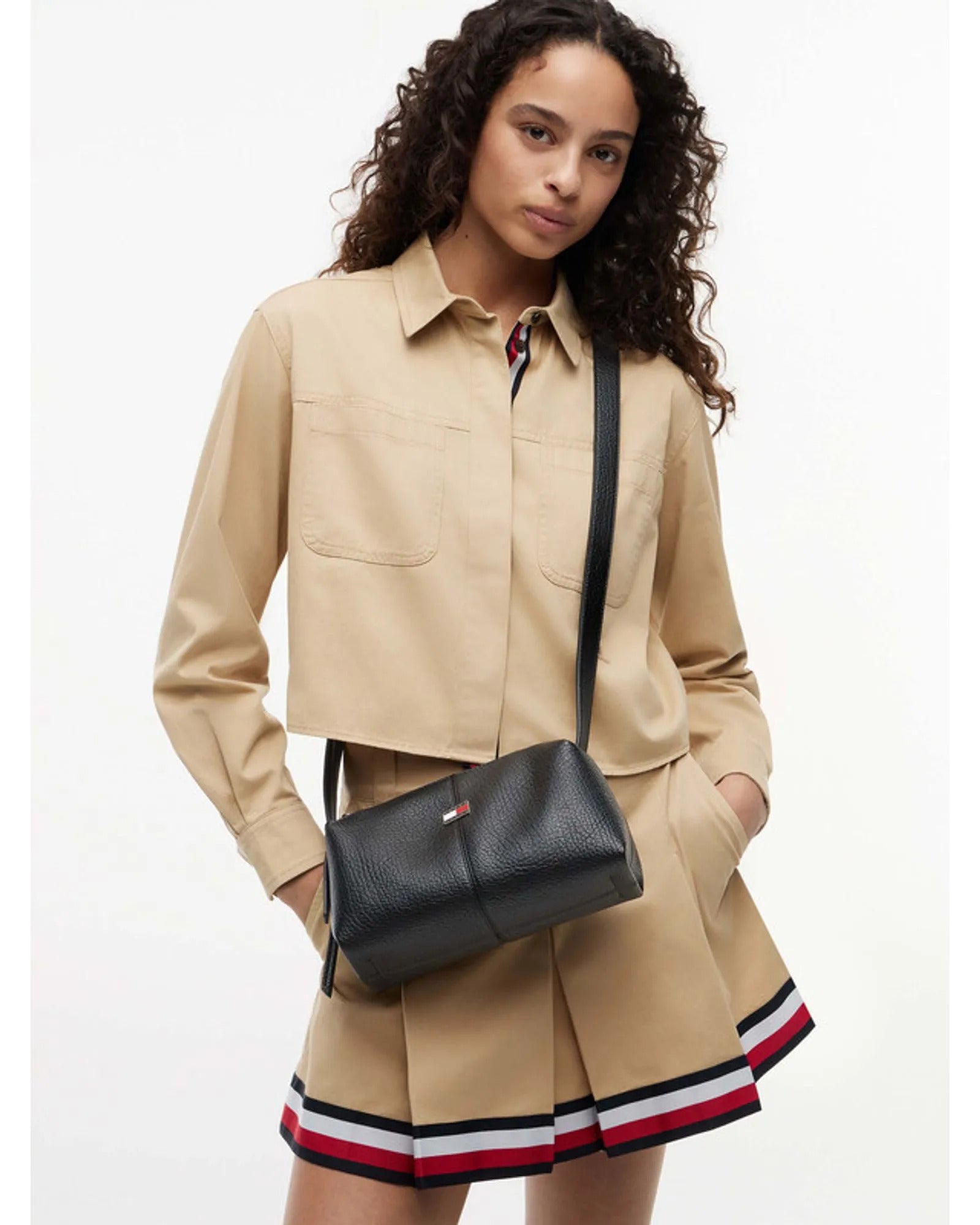 תיק טומי הילפיגר Slouchy Crossbody נשים