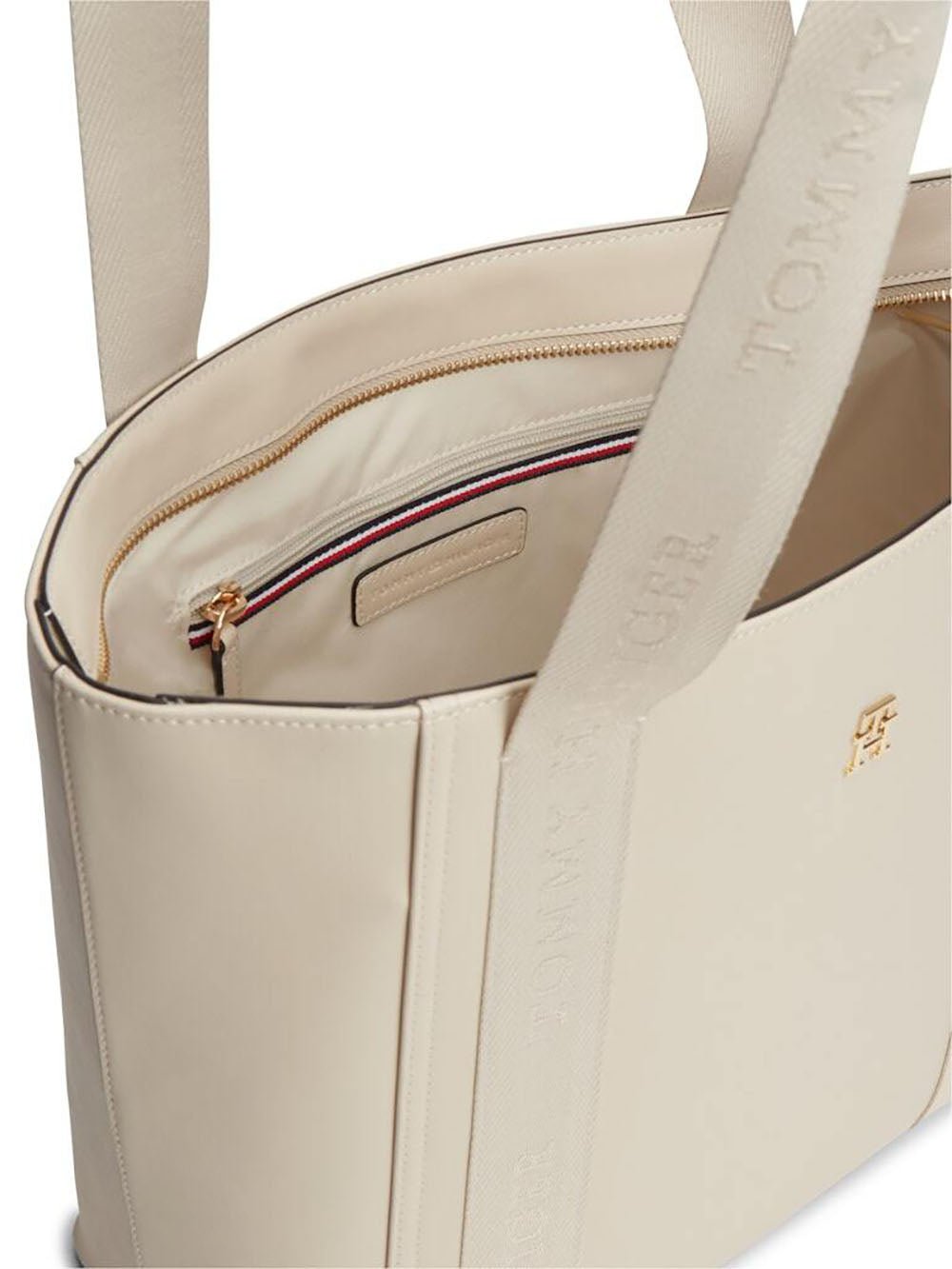 תיק טומי הילפיגר Modern TH Monogram Buckle Leather נשים