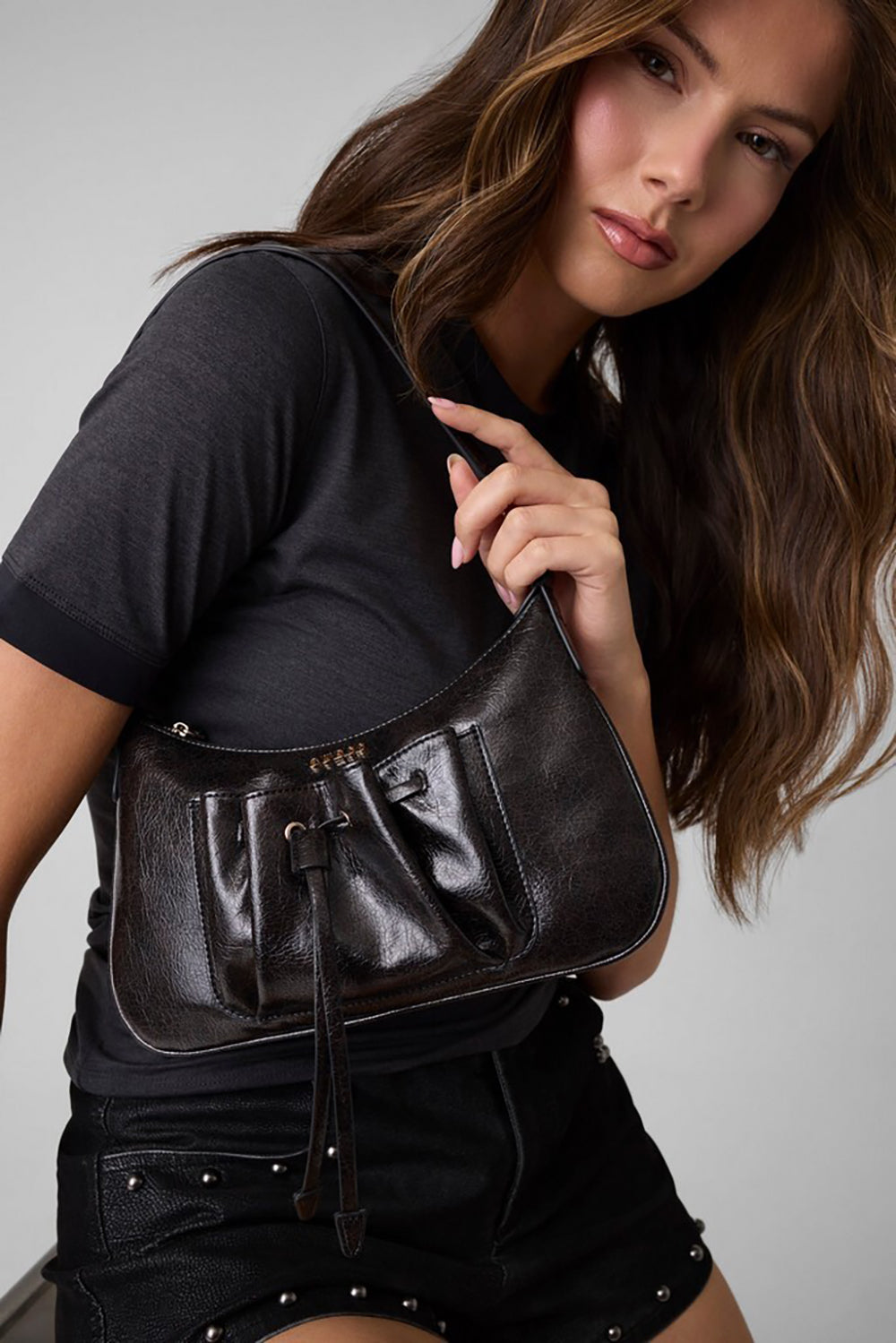 תיק Guess Theodora Mini Shoulder Bag נשים