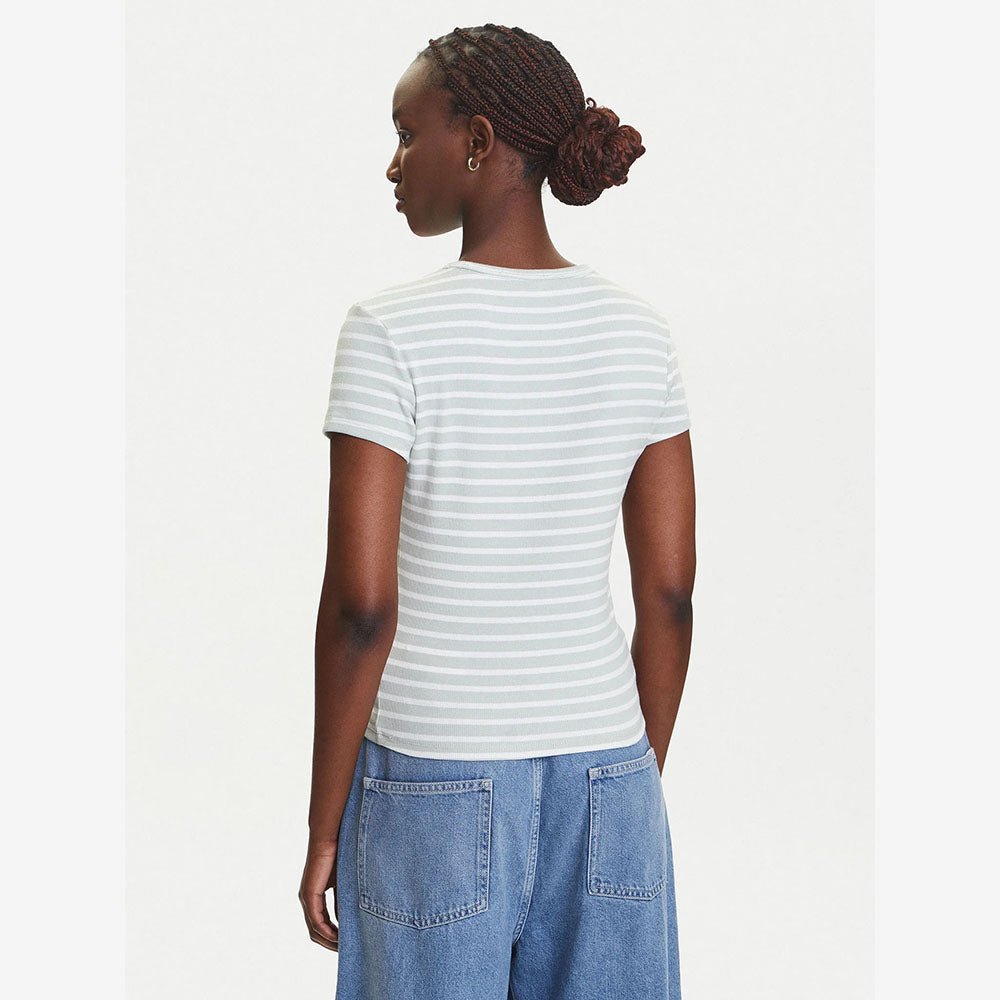 חולצת טישירט קצרה טומי הילפיגר Ribbed Slim Round Neck נשים