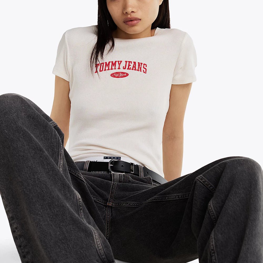חולצת טישירט קצרה טומי הילפיגר Tjw Slim Varsity Rib Tee Ext נשים