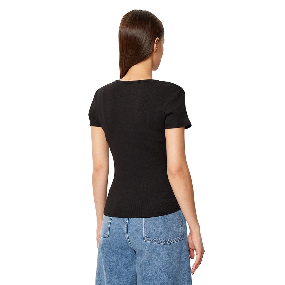 חולצת טישירט קצרה טומי הילפיגר Slim Button Rib C-Neck נשים
