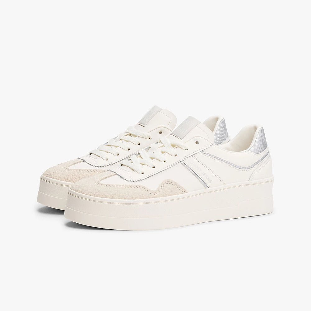 נעלי טומי הילפיגר The Greenwich Platform Trainers With Leather נשים