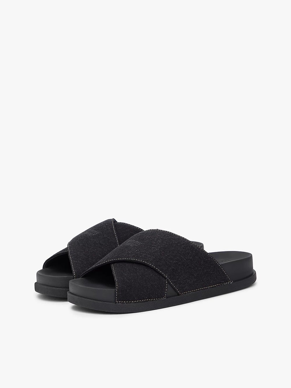 כפכפי טומי הילפיגר Denim Crossover Strap Lightweight Slides נשים